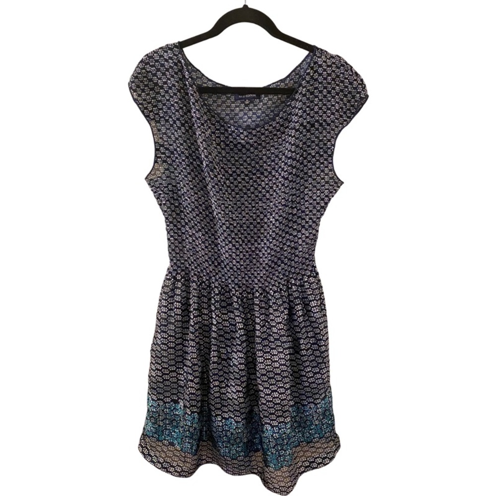 Max Edition sleeveless midi dress. Size XL. Stretch bodice, flare skirt. Navy.